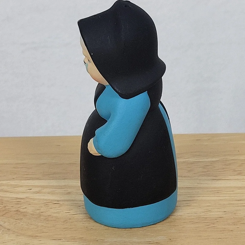 Vintage Brinn's Ceramic Amish Granny Salt Shaker Mid Century Hand Painted Japan
